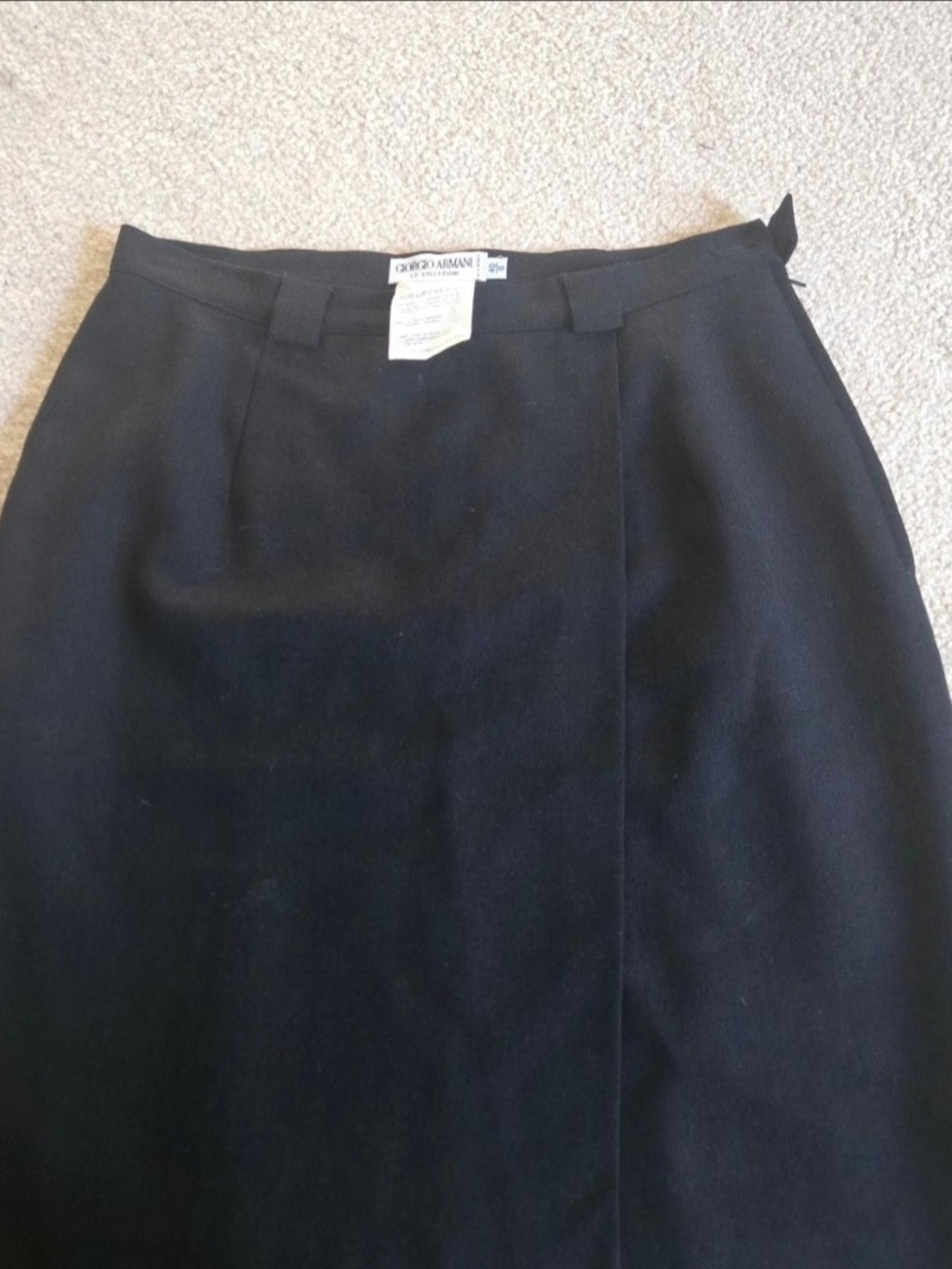 Giorgio Armani Sleek Black High-Waist Pencil Skirt